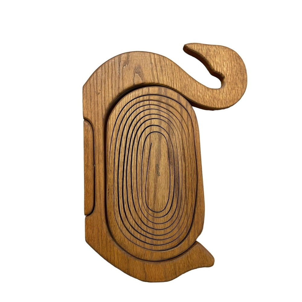 Vintage Collapsible Spiral Cut Wooden Basket or Trivet in the Shape of a Goose - Picture 5 of 8